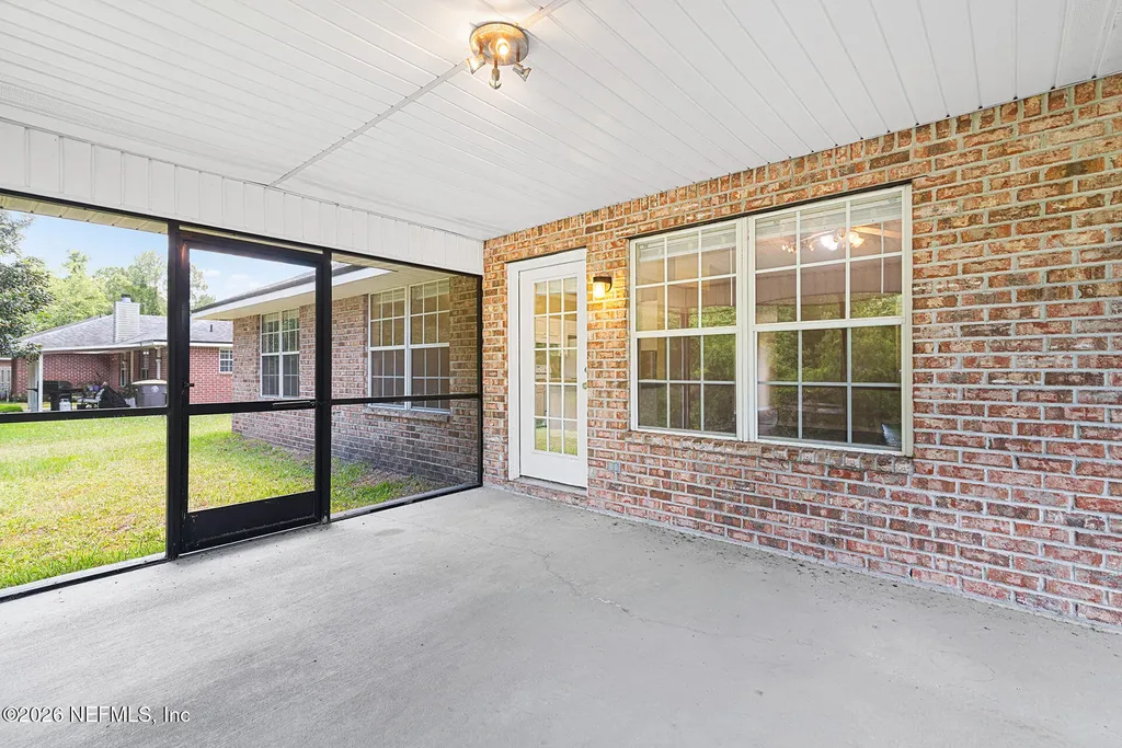 1301 Mcgrits Creek Drive E Jacksonville FL 32221