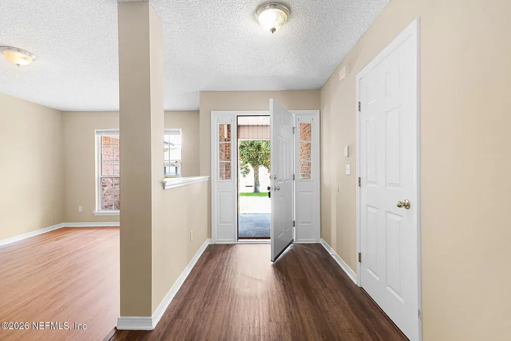 1301 Mcgrits Creek Drive E Jacksonville FL 32221