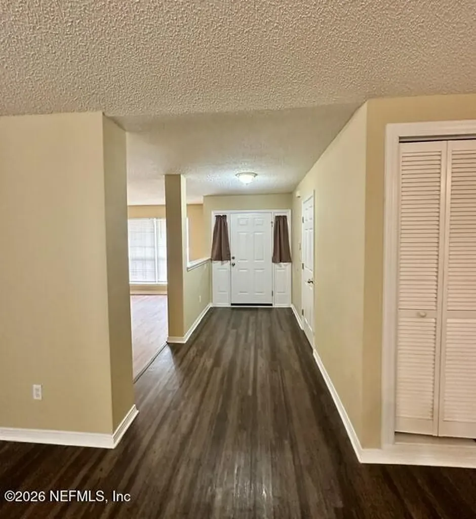 1301 Mcgrits Creek Drive E Jacksonville FL 32221