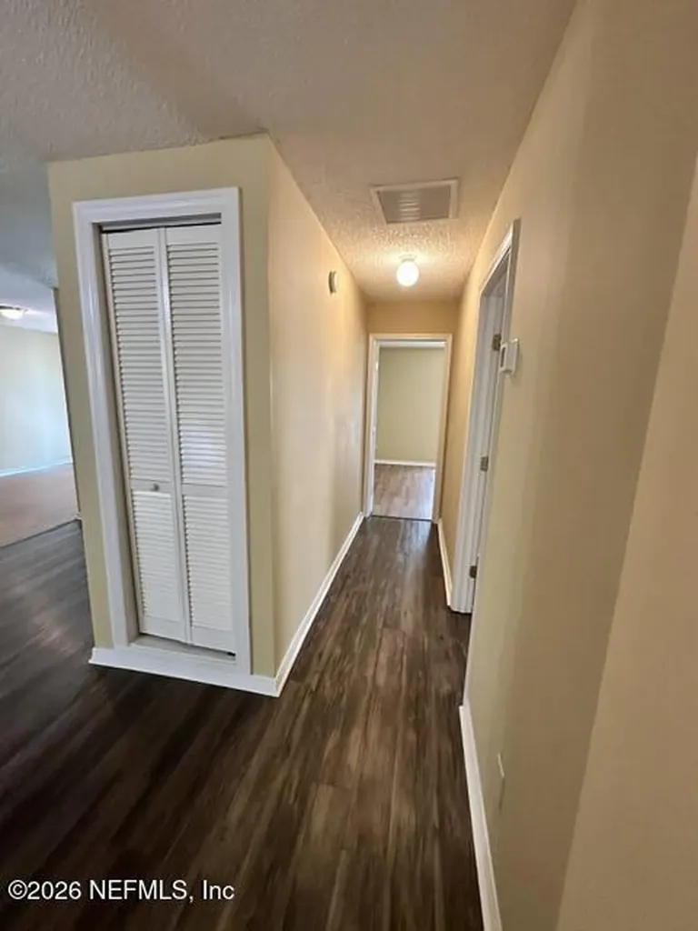 1301 Mcgrits Creek Drive E Jacksonville FL 32221