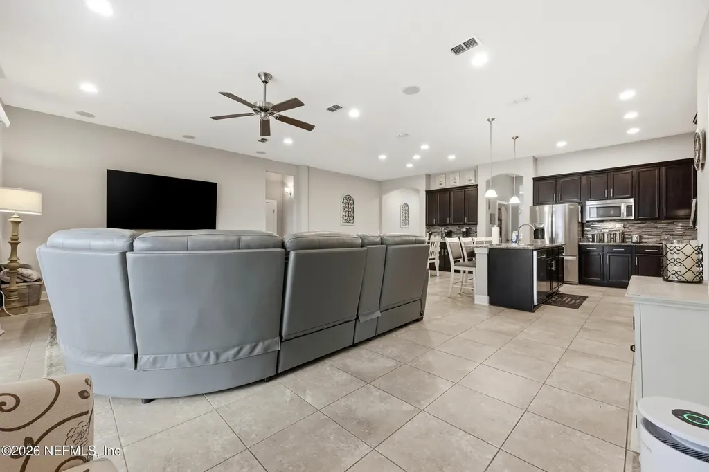 2004 Wedge Court Green Cove Springs FL 32043