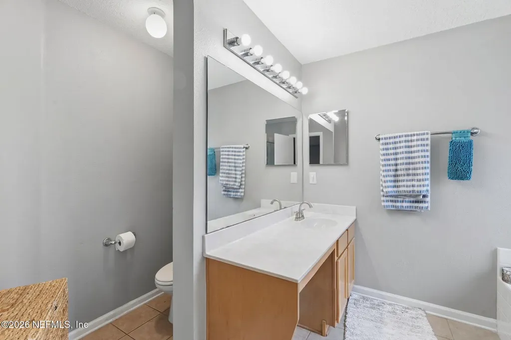 2393 Rusty Lakes Lane Jacksonville FL 32221