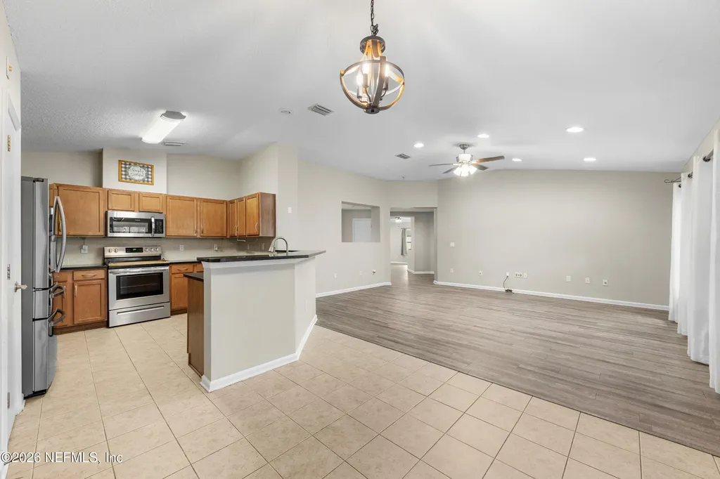 2393 Rusty Lakes Lane Jacksonville FL 32221