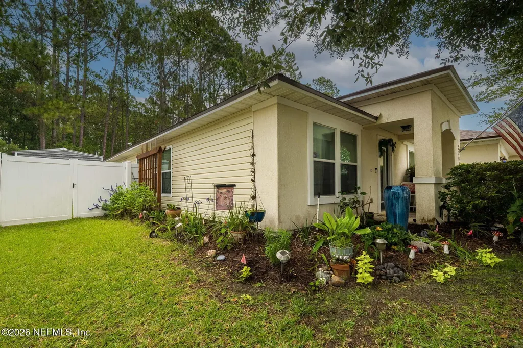 2393 Rusty Lakes Lane Jacksonville FL 32221