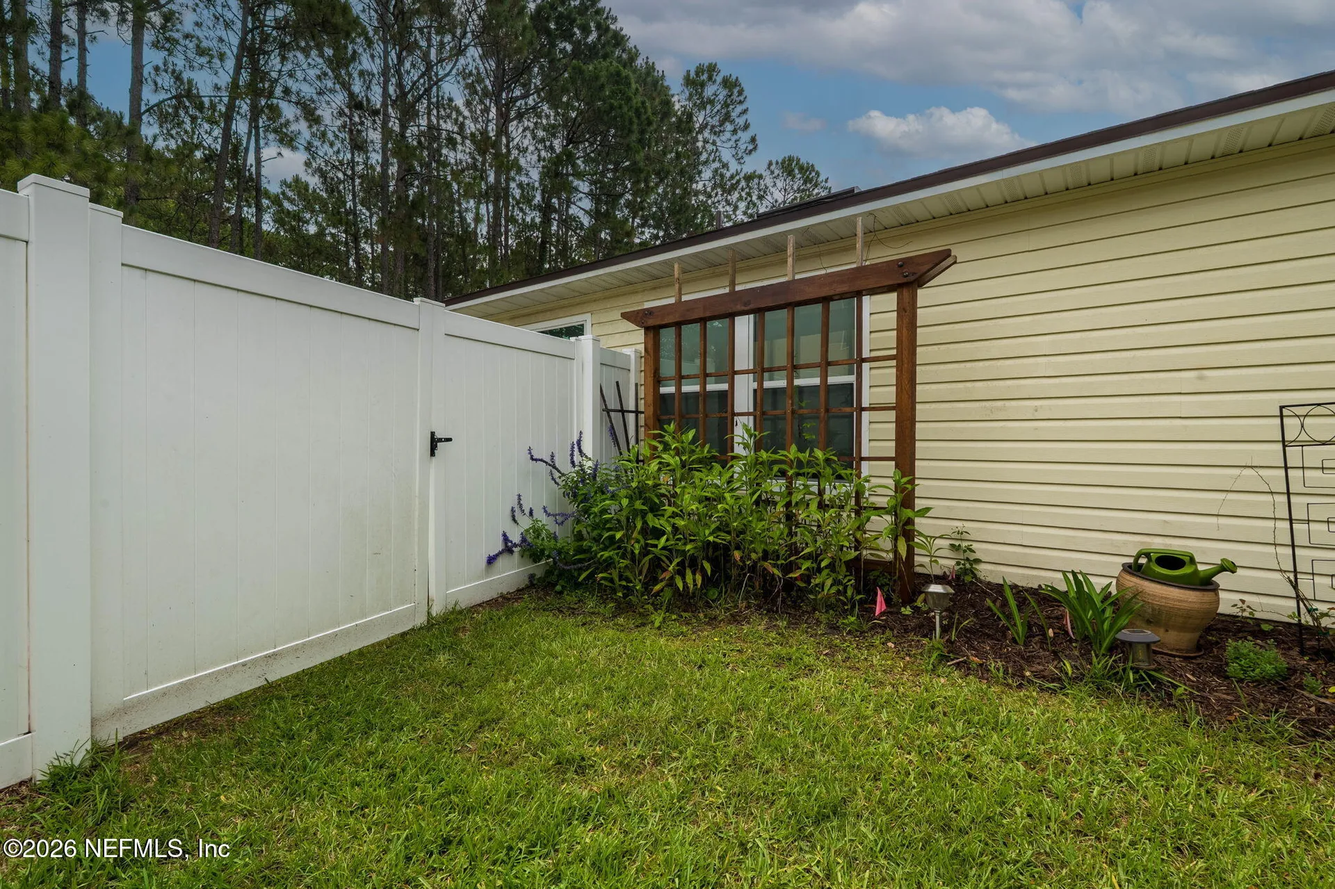 2393 Rusty Lakes Lane Jacksonville FL 32221