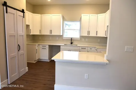 1069 Spearing Street Jacksonville FL 32206