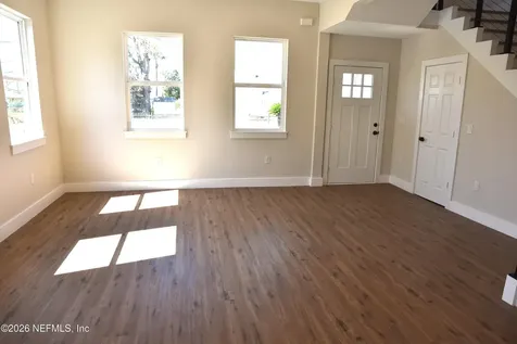 1069 Spearing Street Jacksonville FL 32206