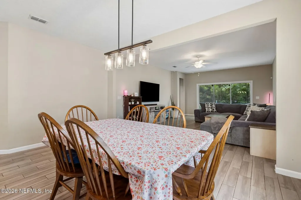 10863 Ventnor Avenue Jacksonville FL 32218