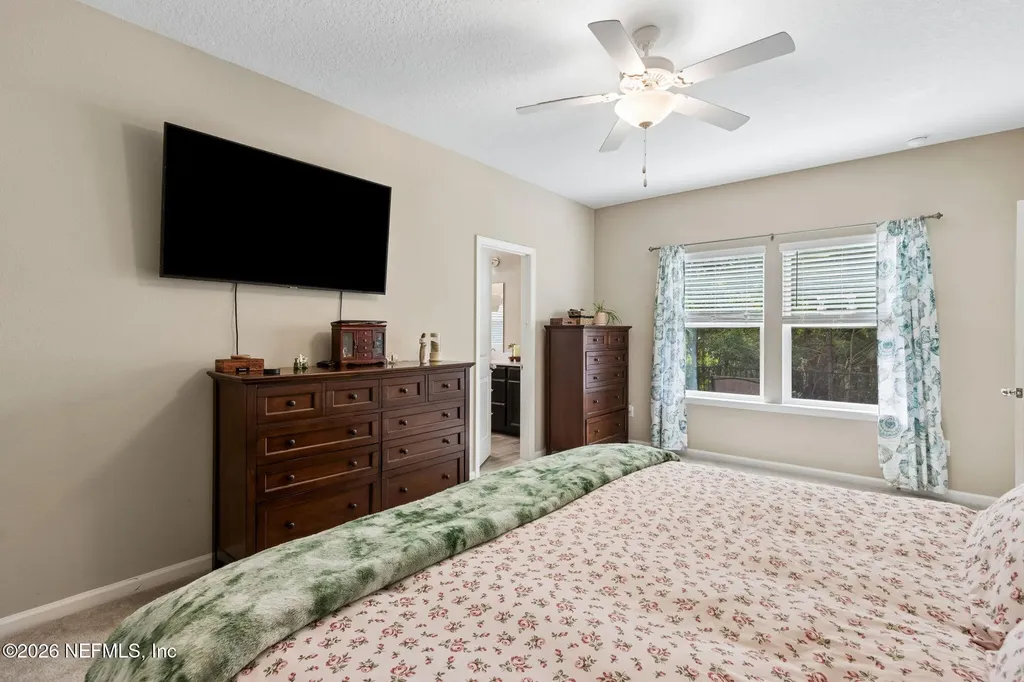 10863 Ventnor Avenue Jacksonville FL 32218