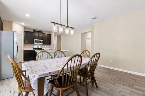 10863 Ventnor Avenue Jacksonville FL 32218