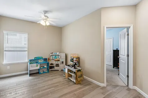 10863 Ventnor Avenue Jacksonville FL 32218