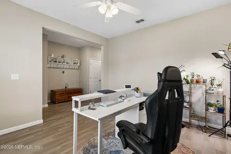 10863 Ventnor Avenue Jacksonville FL 32218