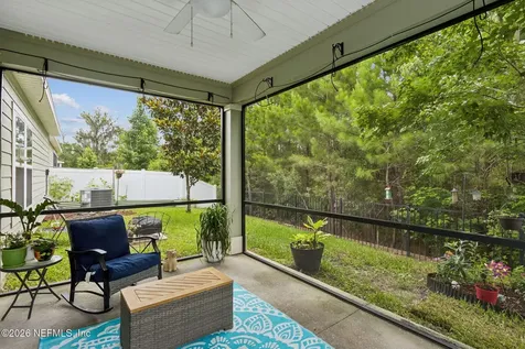10863 Ventnor Avenue Jacksonville FL 32218