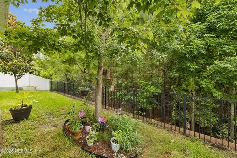 10863 Ventnor Avenue Jacksonville FL 32218