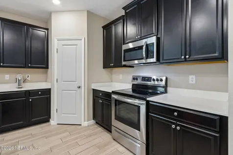 10863 Ventnor Avenue Jacksonville FL 32218