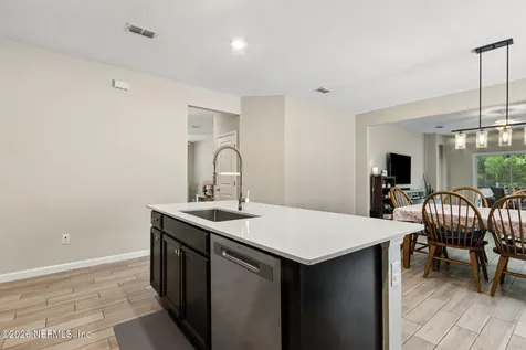 10863 Ventnor Avenue Jacksonville FL 32218