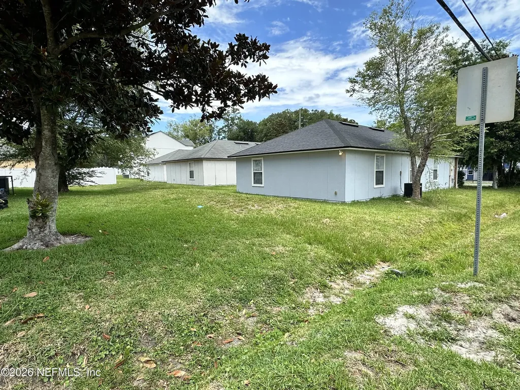 1394 Manotak Avenue Jacksonville FL 32210
