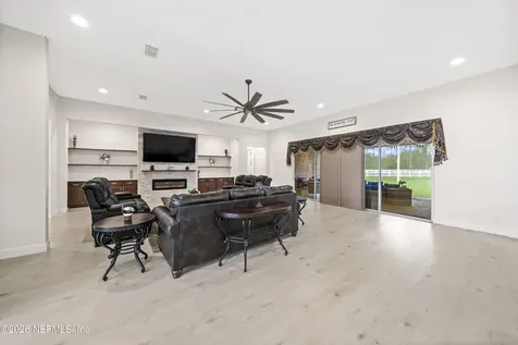 10177 Fair Hill Court Jacksonville FL 32219