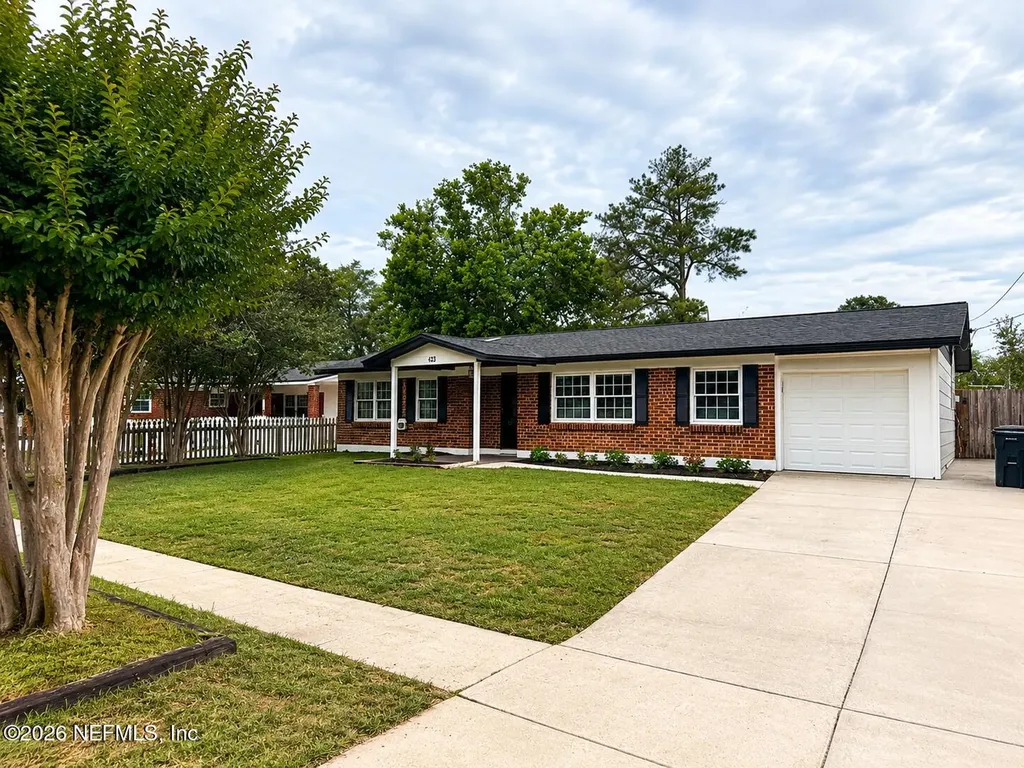 493 Clermont Avenue S Orange Park FL 32073