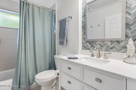 244 Clover Court St. Johns FL 32259