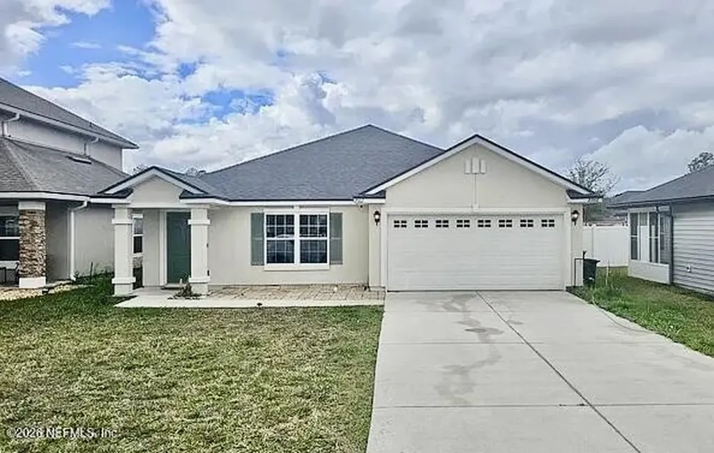 2062 Patriot Walk Drive Jacksonville FL 32221