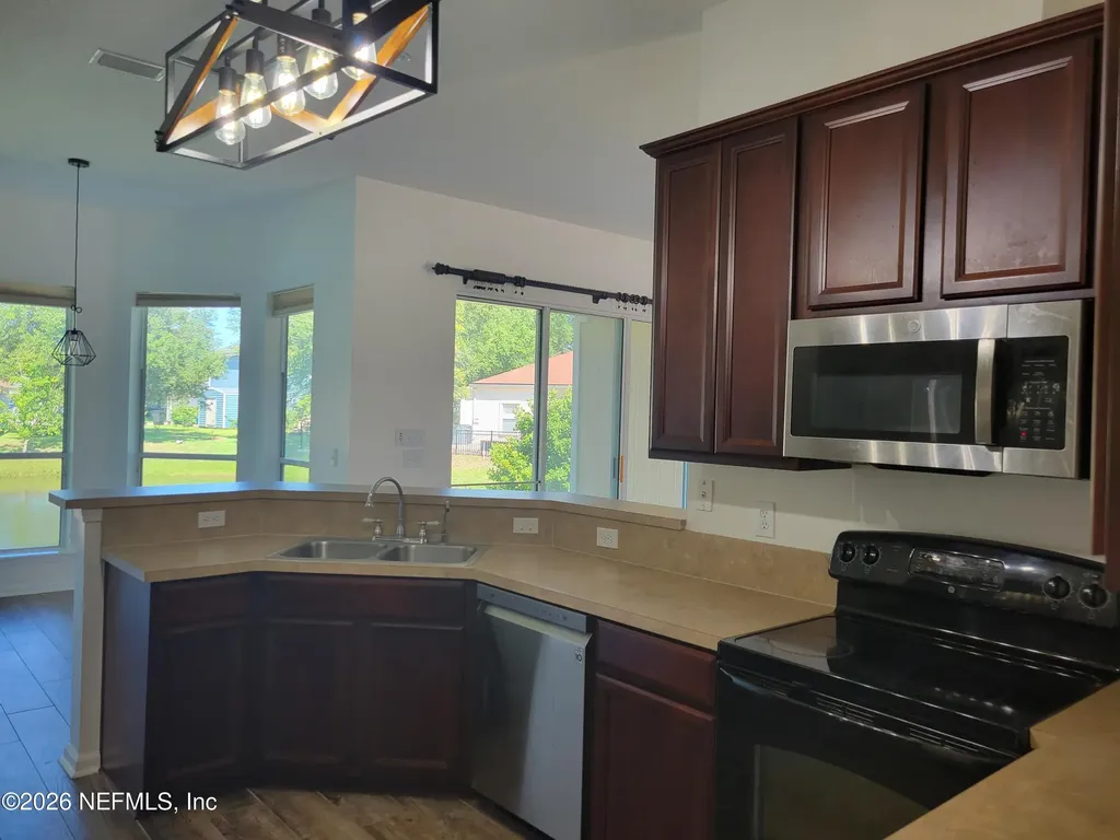 13796 Fish Eagle Drive W Jacksonville FL 32226