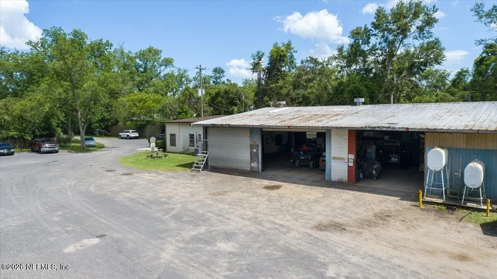 1168 Cahoon Road S Jacksonville FL 32221