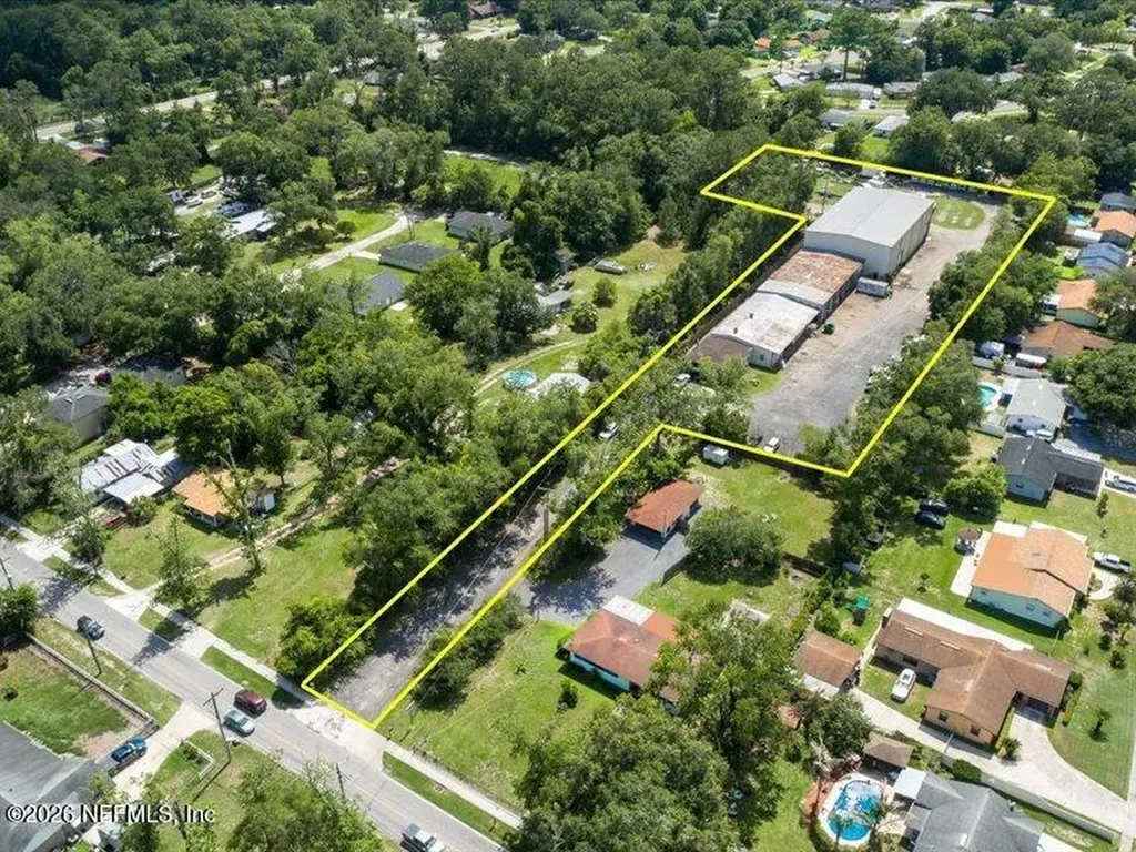 1168 Cahoon Road S Jacksonville FL 32221