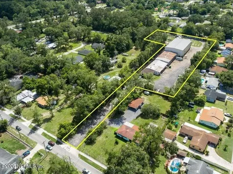 1168 Cahoon Road S Jacksonville FL 32221