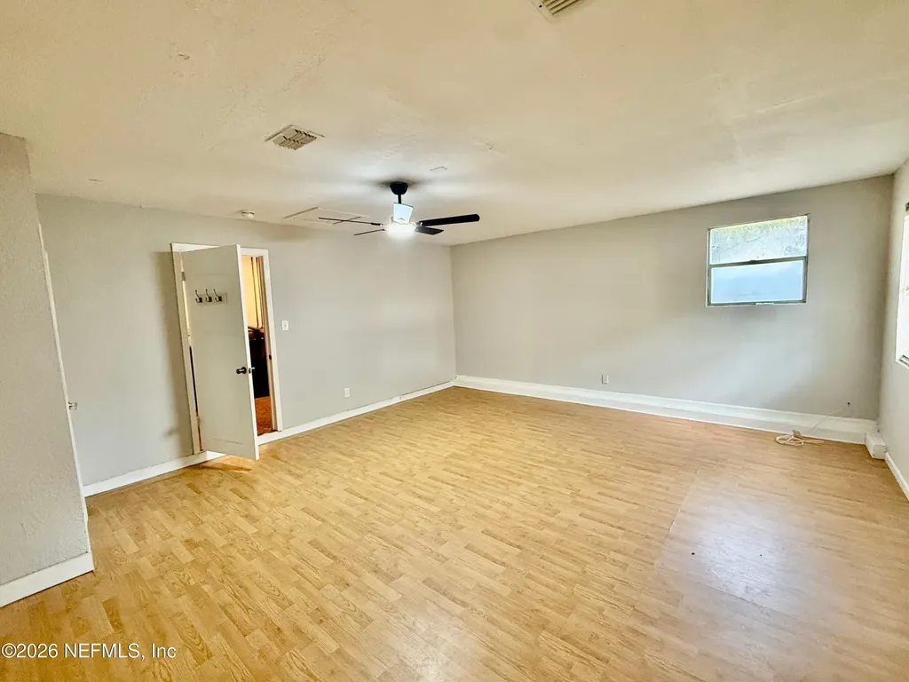 568 San Pablo Road N Jacksonville FL 32225
