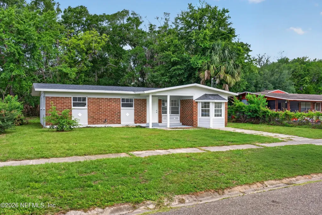 7028 Lincoln Circle W Jacksonville FL 32209