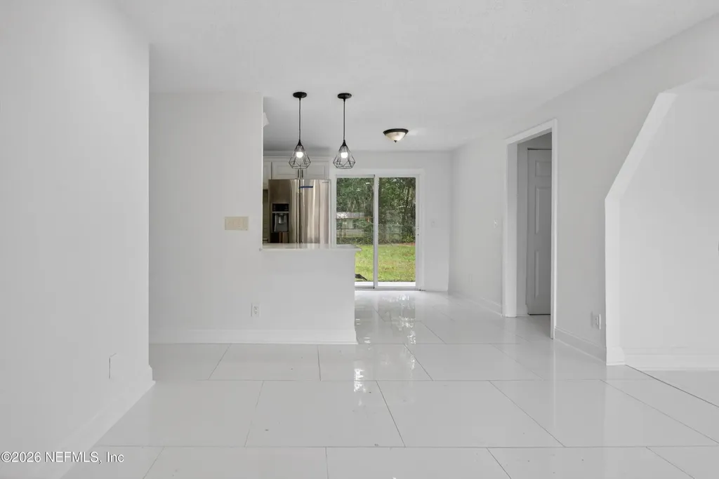 7028 Lincoln Circle W Jacksonville FL 32209