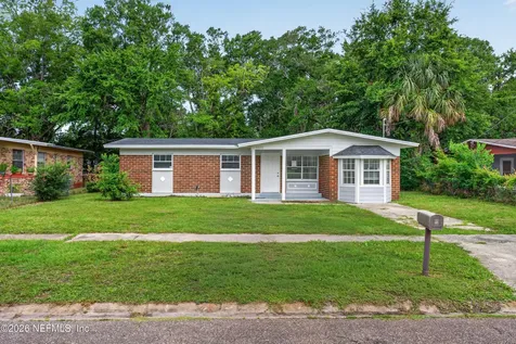 7028 Lincoln Circle W Jacksonville FL 32209