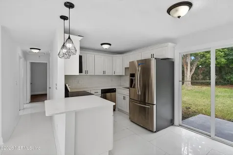 7028 Lincoln Circle W Jacksonville FL 32209