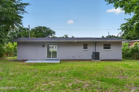 7028 Lincoln Circle W Jacksonville FL 32209