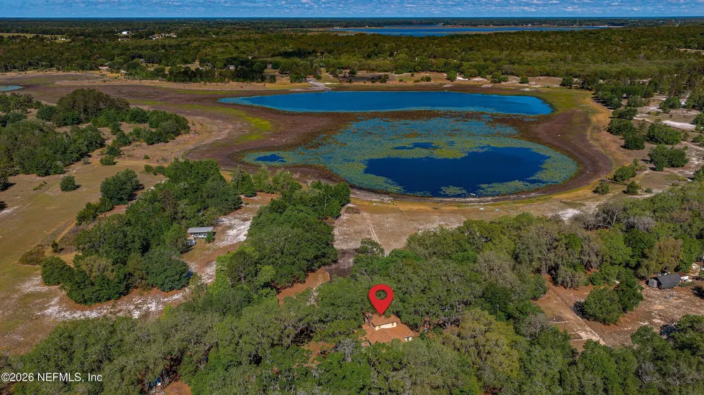 8042 County Line Road Melrose FL 32666