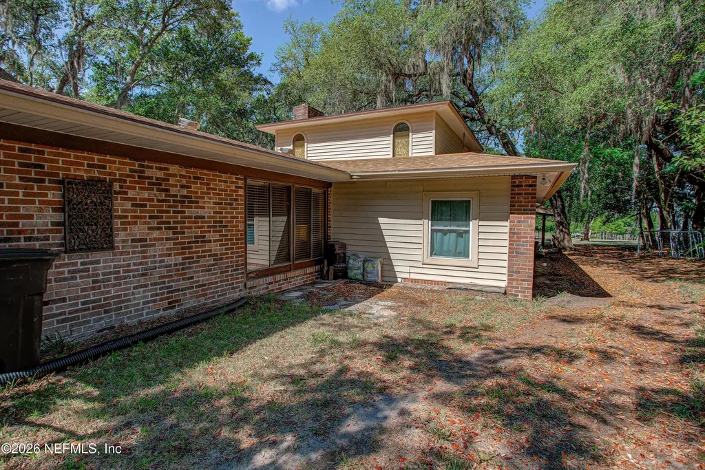8042 County Line Road Melrose FL 32666