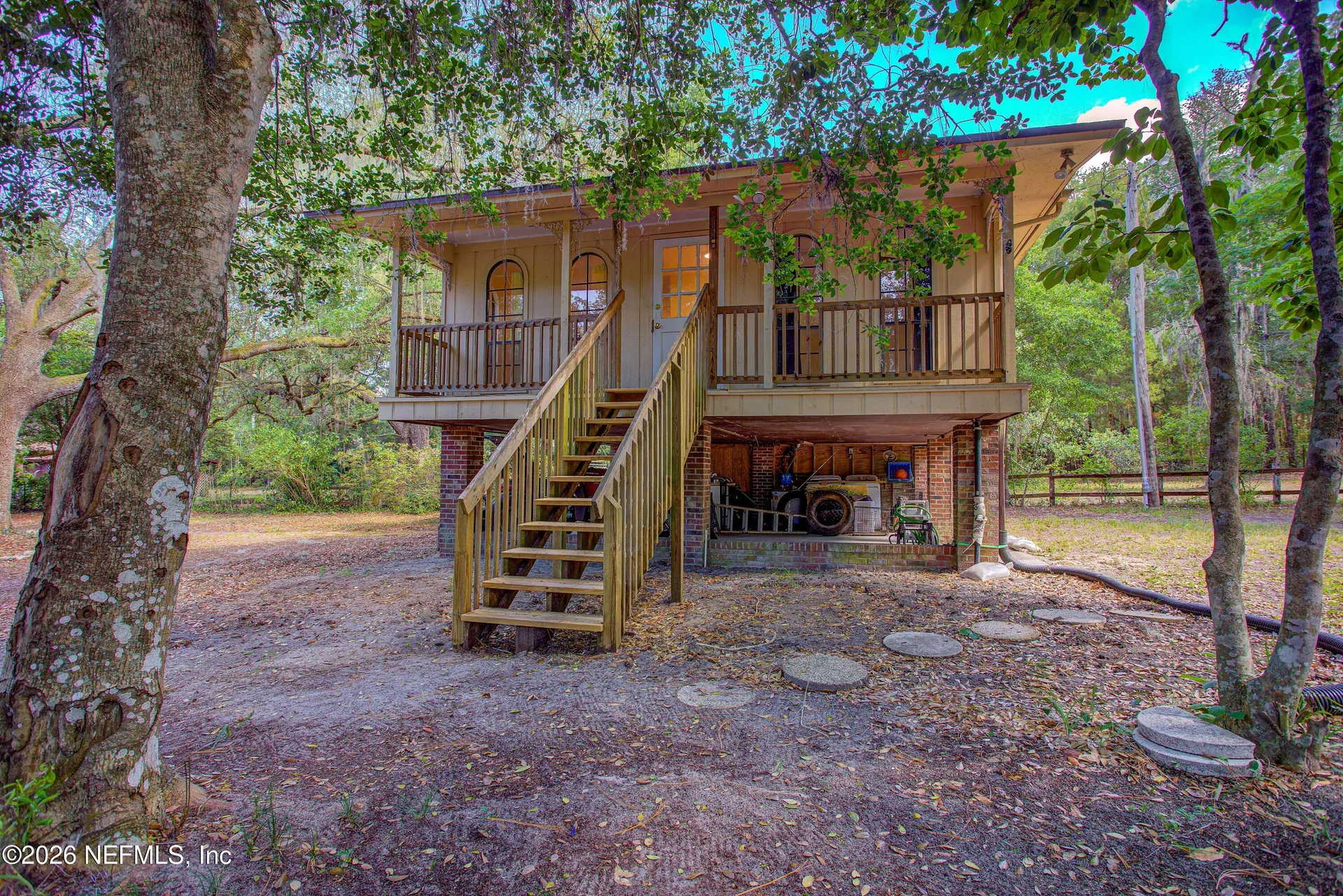 8042 County Line Road Melrose FL 32666