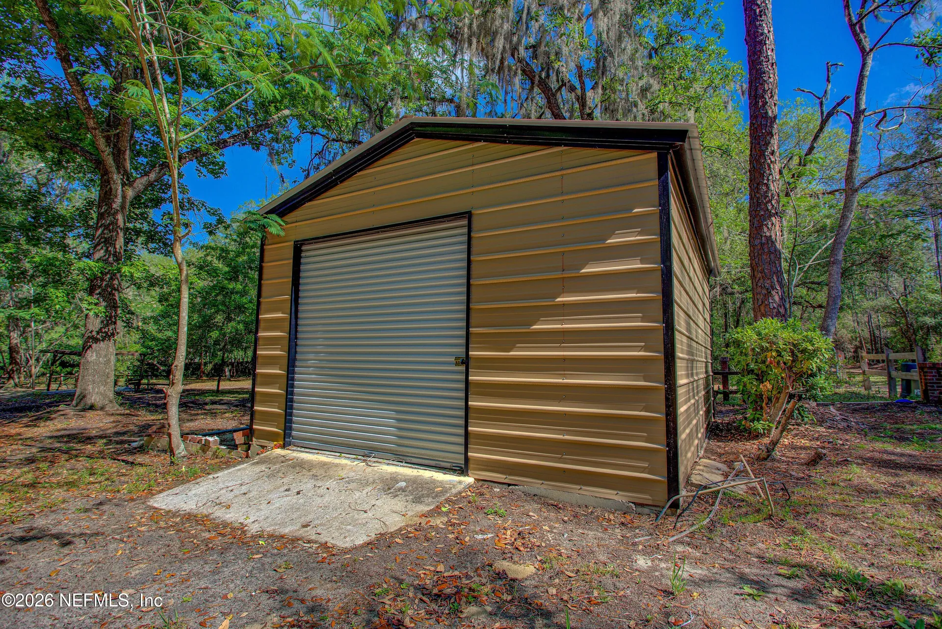 8042 County Line Road Melrose FL 32666
