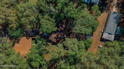 8042 County Line Road Melrose FL 32666