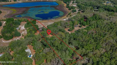 8042 County Line Road Melrose FL 32666