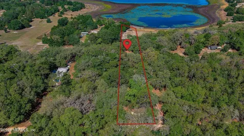 8042 County Line Road Melrose FL 32666