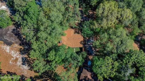 8042 County Line Road Melrose FL 32666