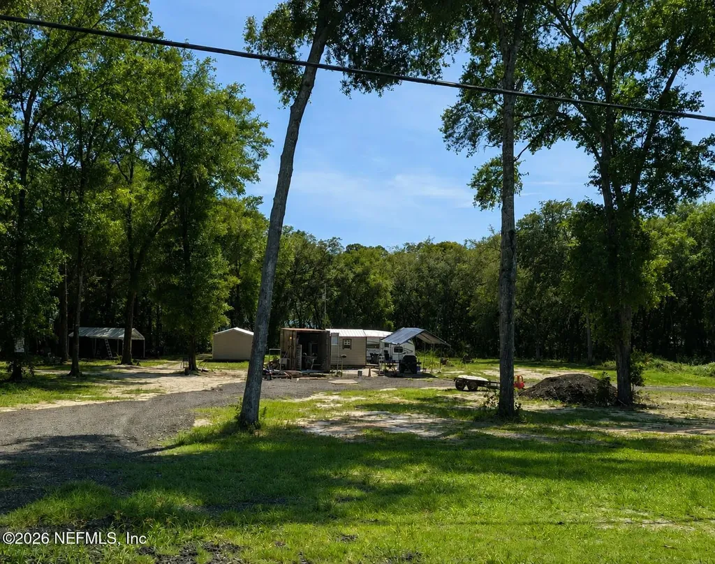 8020 State Road 100 Keystone Heights FL 32656