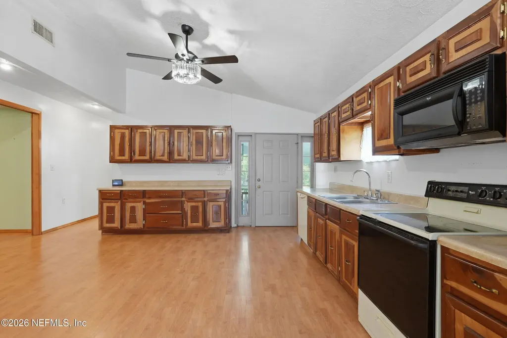 246 Azalea Avenue Interlachen FL 32148