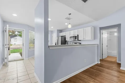 6999 Huntington Woods Circle E Jacksonville FL 32244