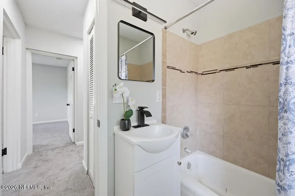 8023 Almar Place Jacksonville FL 32208