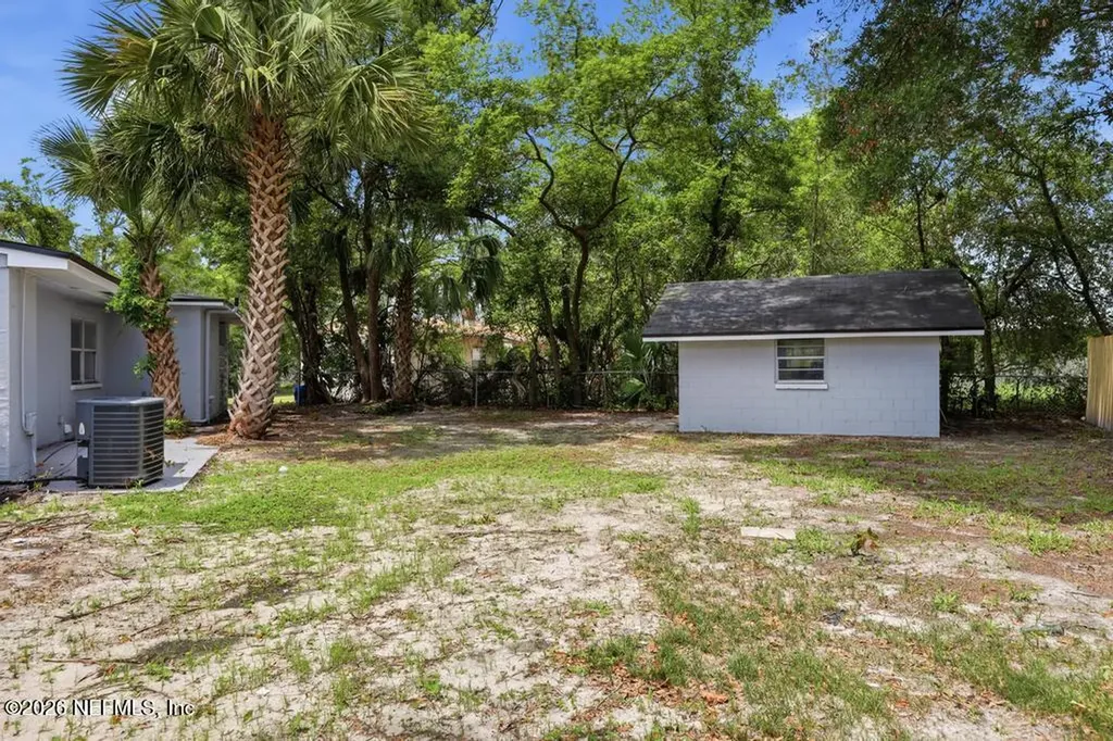 8023 Almar Place Jacksonville FL 32208