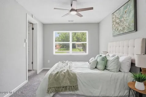 8023 Almar Place Jacksonville FL 32208
