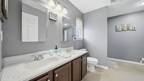 2478 Creekfront Drive Green Cove Springs FL 32043